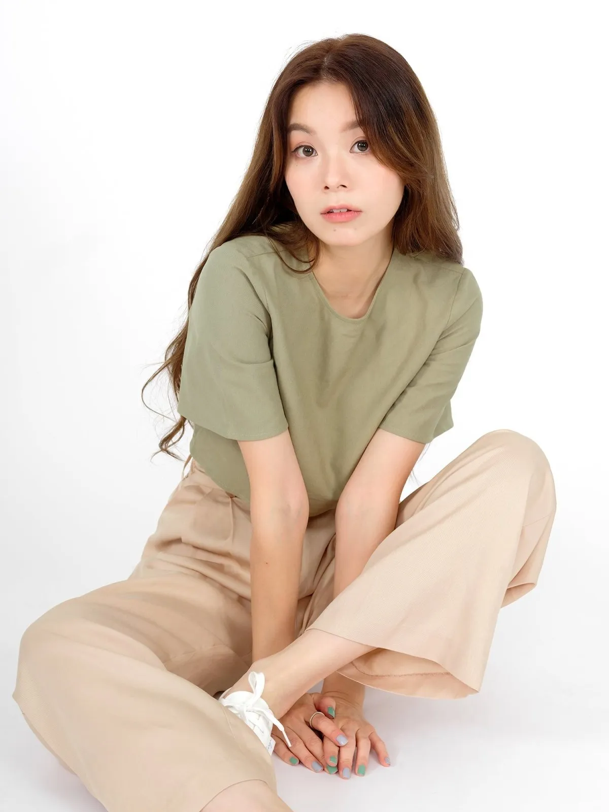 Ann 圓領短身上衣*