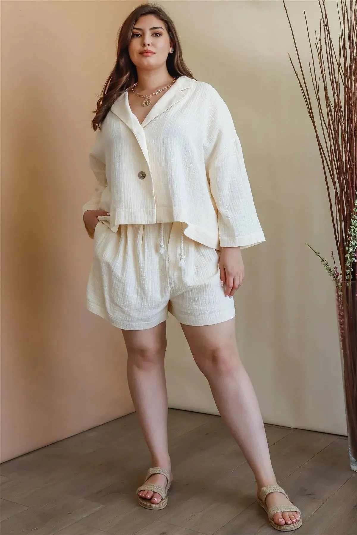 Junior Plus Ecru Button-Up Collared Neck Blazer & High Waist Shorts Set /2-2-1