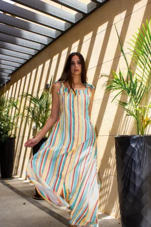 Maxi-Colored Dress