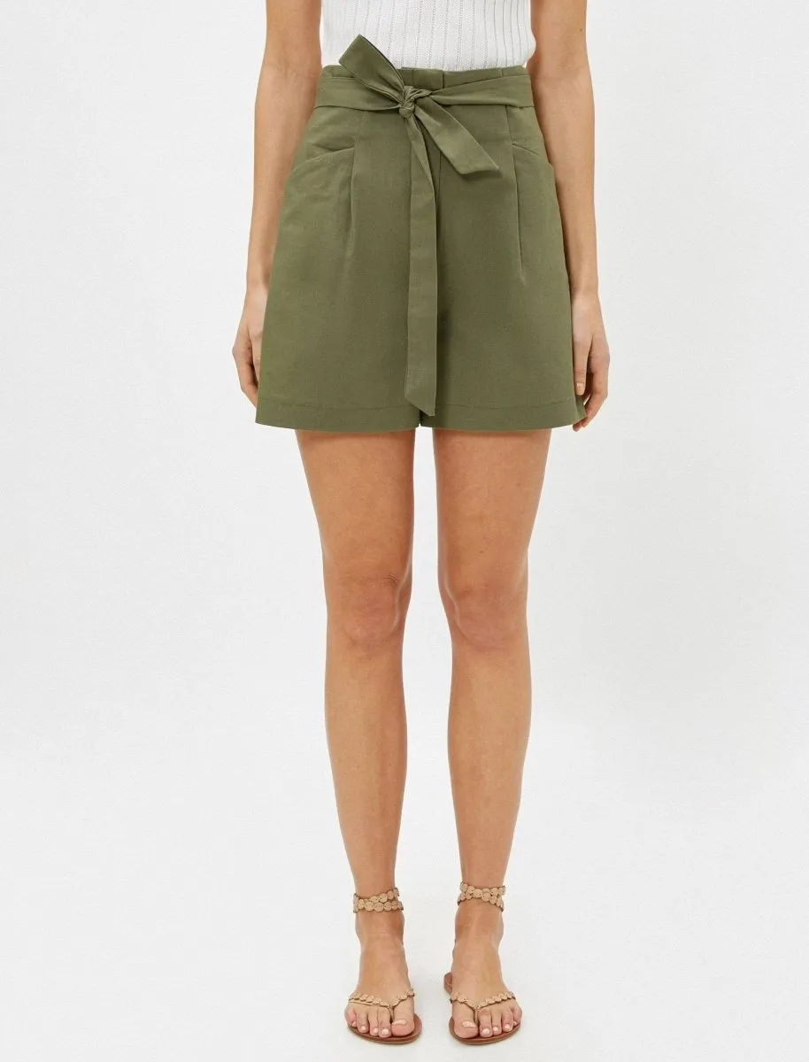 Tie Front Linen Shorts in Olive