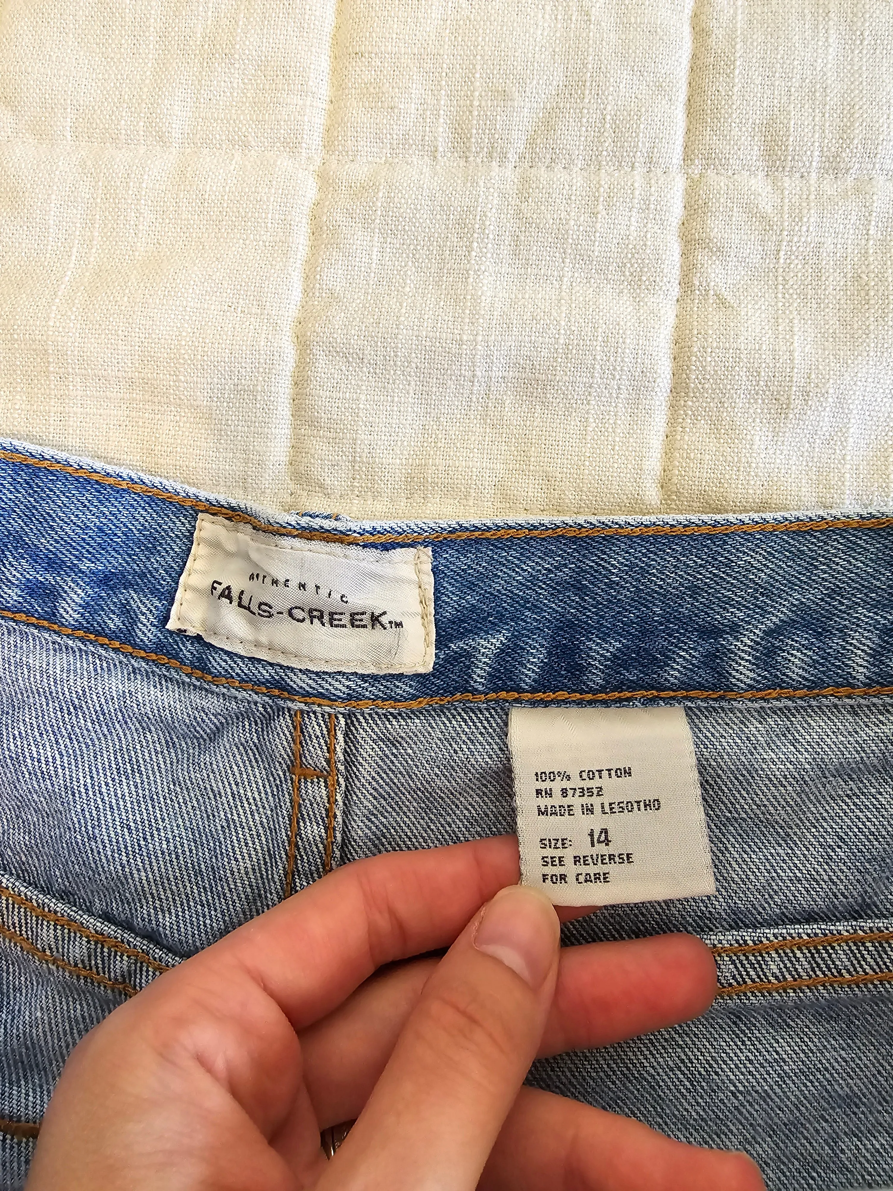 Vintage Relaxed Denim Shorts (30/10)